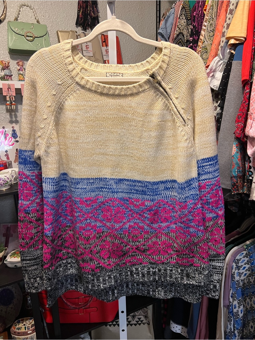 Cream & Pink Patterned Knit Sweater with Zip Accent
